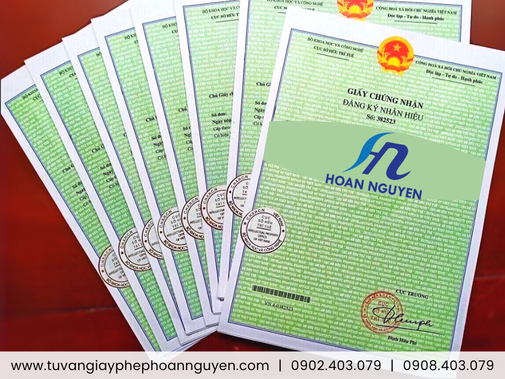 Văn bằng bảo hộ nhãn hiệu (Ảnh: Hoàn Nguyên)a