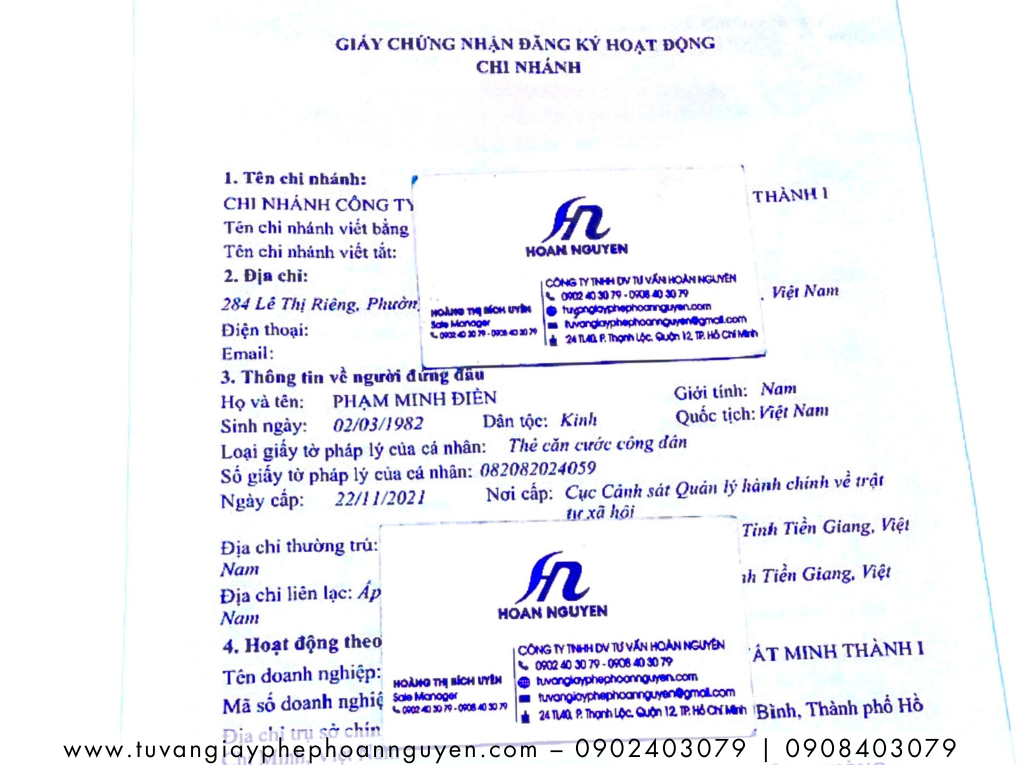 Dịch vụ thay đổi thông tin chi nhánh (Ảnh: HOÀN NGUYÊN)